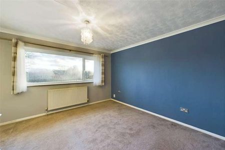 Evergreen Road, Frimley, Camberley, Surrey, GU16 - Photo 3