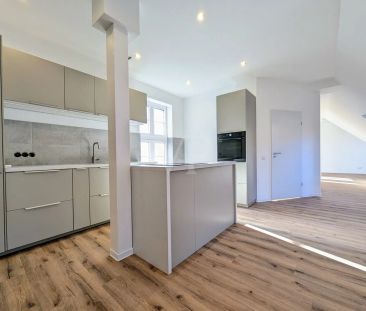 ***RESERVIERT*** Einzigartige 3-Raum-Stadtwohnung mit Einbauküche, ... - Photo 6