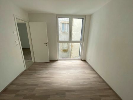 Appartement de 4.5 pièces neuf avec accès à un jardin commun - Photo 2