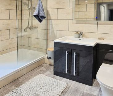 London Road - Photo 4