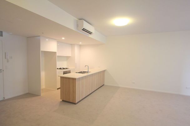 1 Bedroom + Study Apartment with Single Car Space - Photo 1