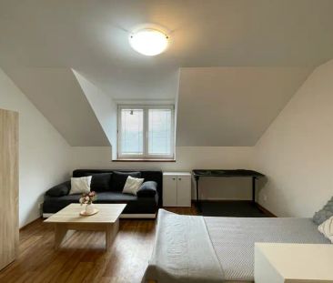 Pronájem bytu 1+kk, 27,4 m - Fotografie 2