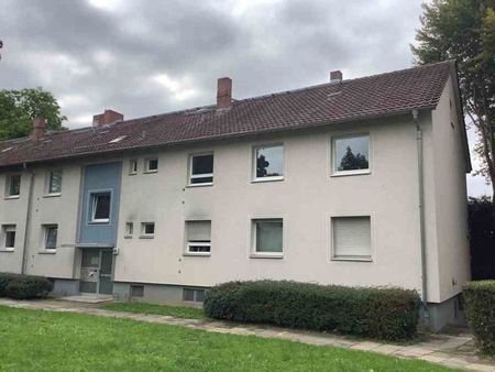 Familien willkommen - sanierte und renovierte 5-Zimmer-Wohnung mit Balkon - Photo 4