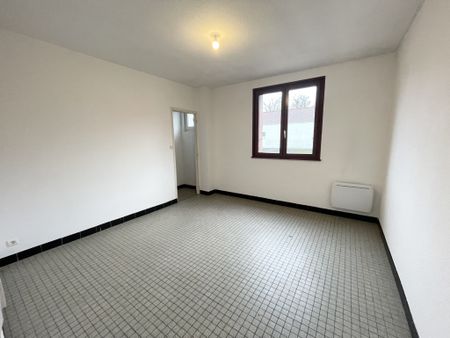 Location Appartement 4 pièces 89m² PONT A MOUSSON 54700 - Photo 2