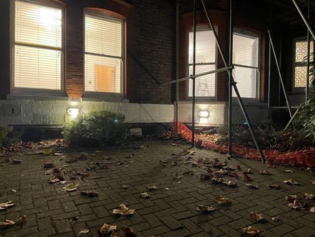 1 Bed Flat, Stately Court, LU3 - Photo 3