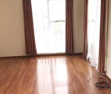 Comfortable and Affordable! - Photo 2