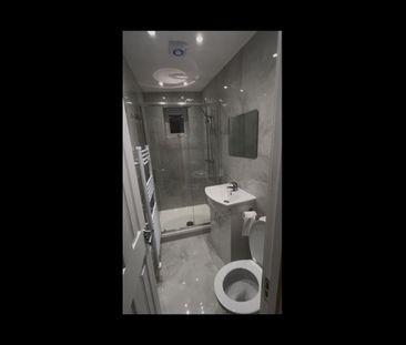 Studio Flat, Alba Gardens, NW11 - Photo 3