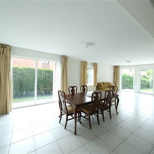 Tout savoir sur cette maison à Wezembeek-Oppem, à Wezembeek-Oppem - Photo 1