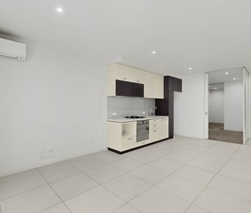 Open Plan Living, Outdoor Space and Parking - Photo 1
