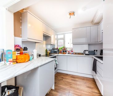 5 bedroom house to rent - Photo 2