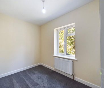 3 bedroom end of terrace house to rent - Photo 6