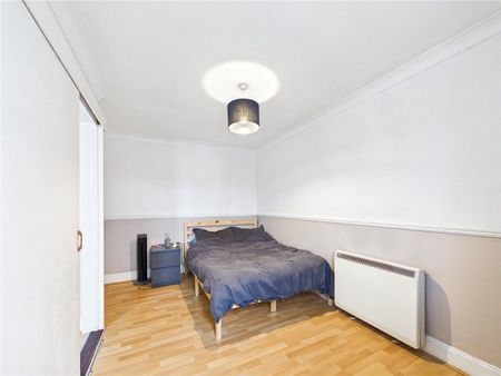 Mallard Way, Great Cornard, Sudbury, CO10 0YQ - Photo 2