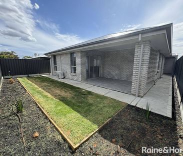 12 Tree Top Avenue, Munno Para West, SA 5115 - Photo 1