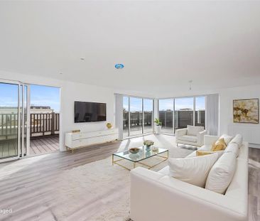 2 bedroom penthouse to rent - Photo 4