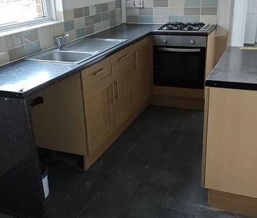 2 bedroom terraced house to rent - Photo 6