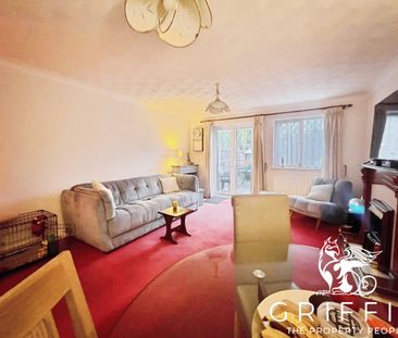 London Road, Grays, RM17 - Photo 5