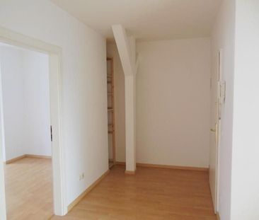 2 Raum-DACHGESCHOSS-Whg in Gohlis , Bad mit Fenster, Wanne, hell un... - Photo 4