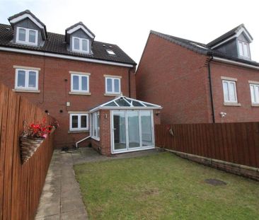3 bedroom townhouse to rent - Photo 2