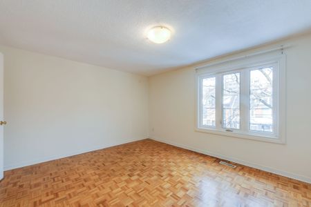For Lease - 6 Empire Avenue, Toronto, Ontario - Photo 5