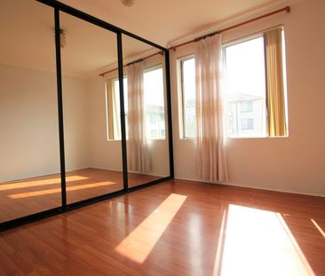Home For Rent - Photo 6