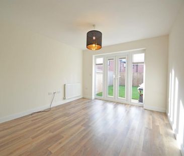 3 Bedroom Semi Detached To Let - Photo 1