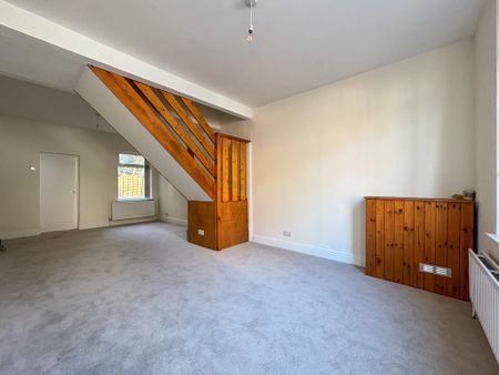 2 bedroom terraced house to rent - Photo 2