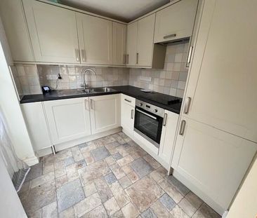 2 bedroom house to rent - Photo 3