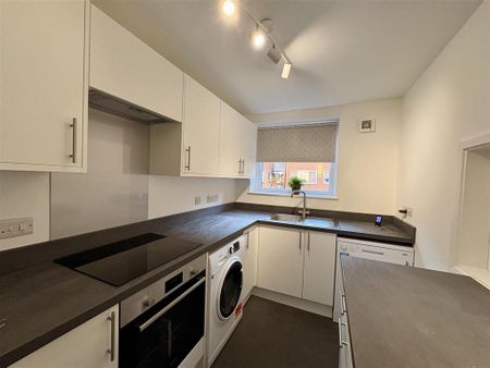 2 bedroom apartment to rent - Photo 4