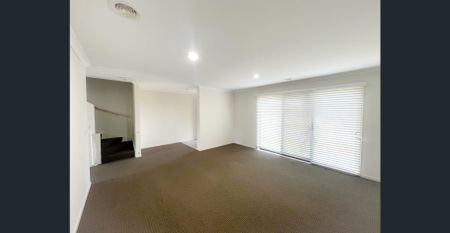 Style, Comfort and Convenience - Photo 2