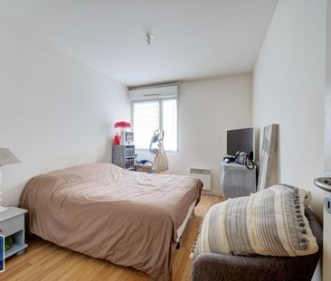 Location Appartement 2 pièces 50m² ST CYR SUR LOIRE 37540 - Photo 4
