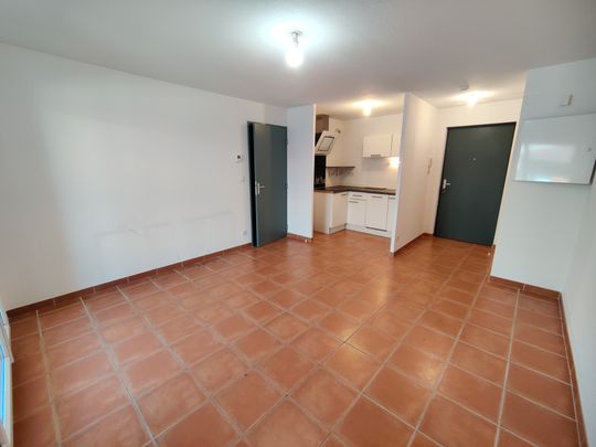 Location Appartement 2 pièces 38m² CAVAILLON 84300 - Photo 1