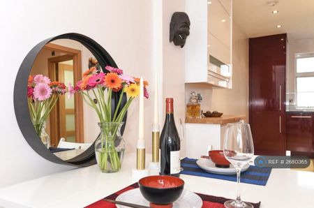 1 bedroom flat to rent - Photo 5