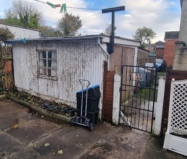 267 Cavehill Road, Belfast BT15 5EY - Photo 2