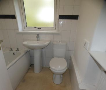 2 bedroom semi-detached house to rent - Photo 1
