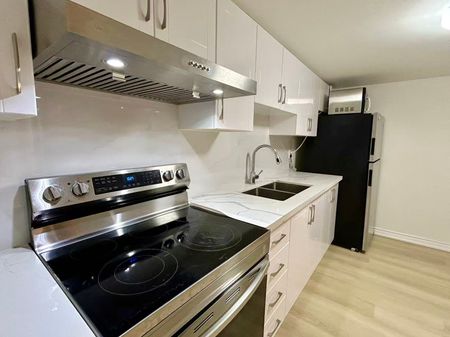 For Lease - 116 Briarscross Boulevard Unit# Lower, Toronto, Ontario - Photo 2