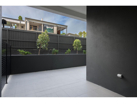 Modern Unit Close to Everything! A must see! - Photo 4