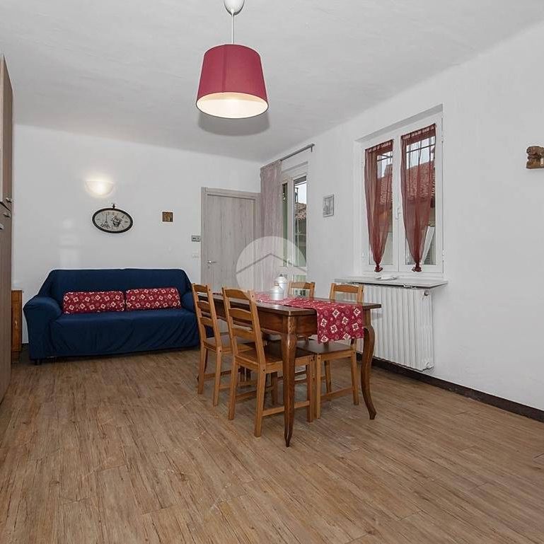 Trilocale via Pollenzo 28, Centro, Bra - Photo 1