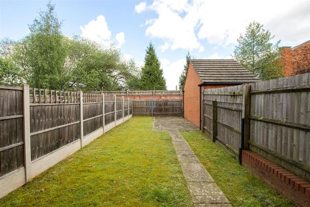 4 bedroom property to rent - Photo 1