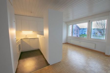 Beautiful 3.5-room apartment for rent in a quiet location in Brügg - Photo 5