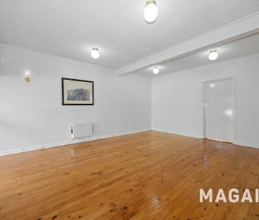 Townhouse in great location - Photo 2