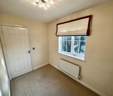 3 bedroom detached house to rent - Photo 4