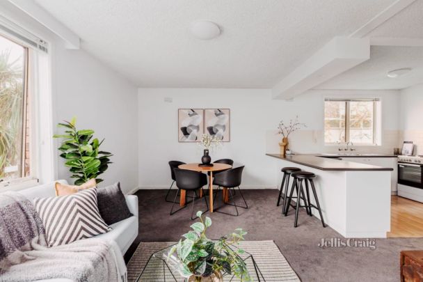 2 Bed, 1 Bath - Photo 1