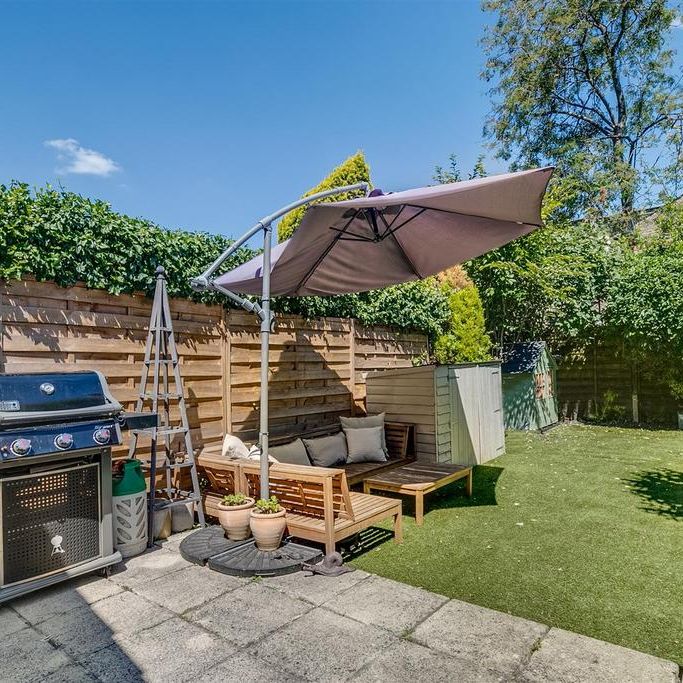 4 bedroom house to rent - Photo 1