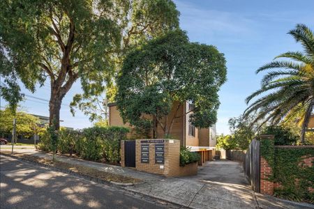 3/12 Rochester Street, Kew VIC 3101 - Photo 5