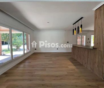 Casa en alquiler en Calle de Biarritz, 3 - Photo 3