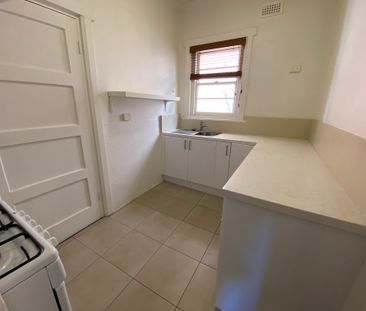 5 / 11 Loch Street, ST KILDA WEST - Photo 6