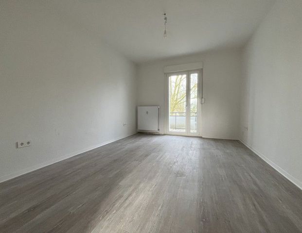 Willkommen in Ihrem neuen Zuhause: Renovierte 2-Zimmer-Wohnung! - Foto 1