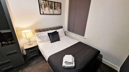 1 bedroom in a house share to rent - Photo 3