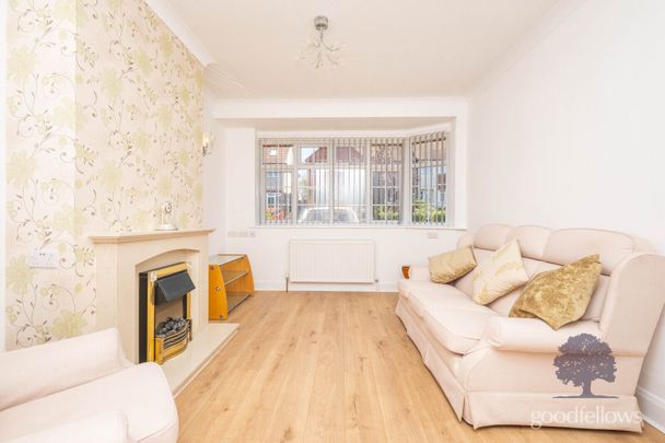 Lynmouth Avenue, Morden, SM4 - Photo 1