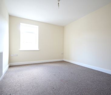 Wellington Street, Kettering, Northants, NN16 - Photo 6